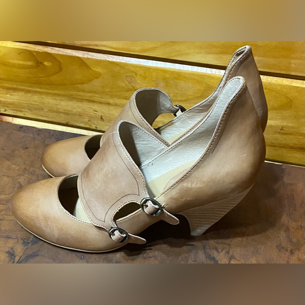 NIB MAX STUDIO/LEON BEAU LEATHER PUMP IN TOBACCO SIZE 9.5 - Picture 4 of 10